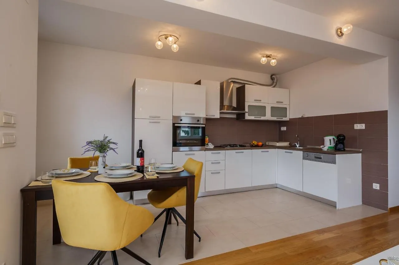 Apartamento Angels II **** Kaštela